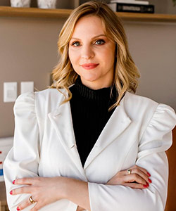 MARIANA HAMMERSCHMIDT